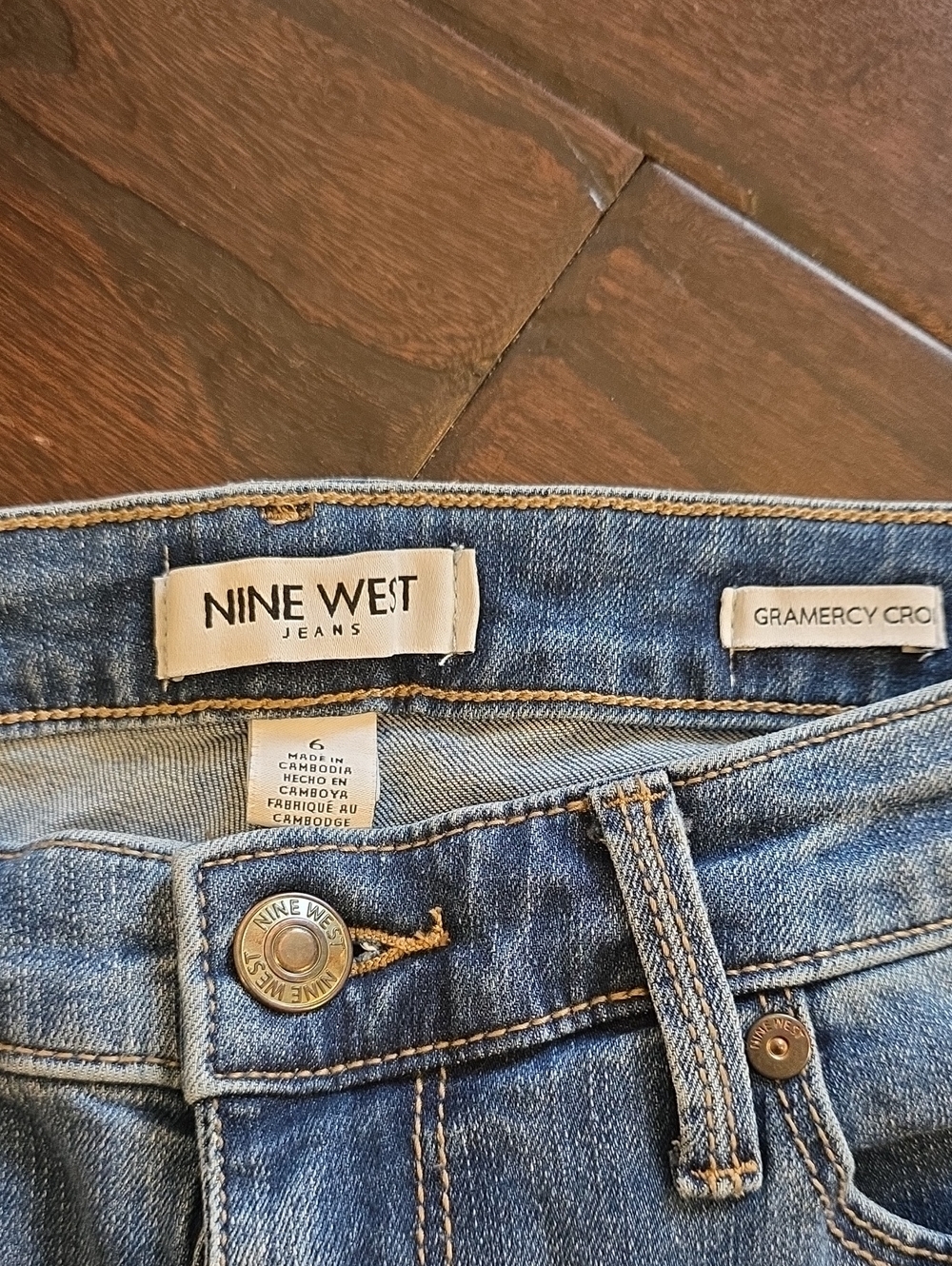 Nine West Blue Denim Gramercy Cropped Jeans
